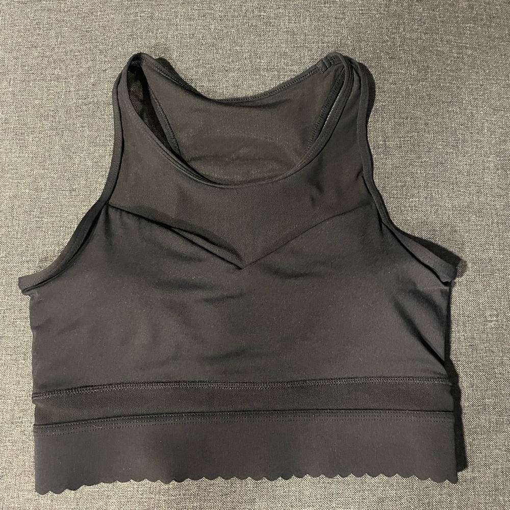 Black star mesh bra